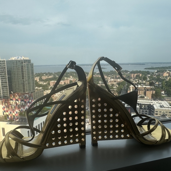 PRADA Runway metallic perforated wedge sandals 39.5 39 1/2 - Picture 2 of 8